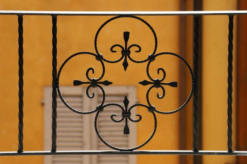 La Casa In Via Della Torre Apartment Modena Luaran gambar